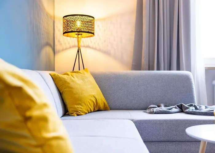 E&K Living - Design Apartment - 2 Bedrooms - Kitchen - Free Parking